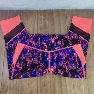 Danskin Neon Cropped Athletic Leggings